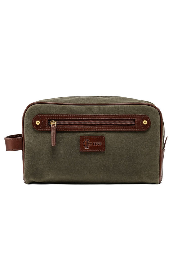 Hollister Dopp Kit