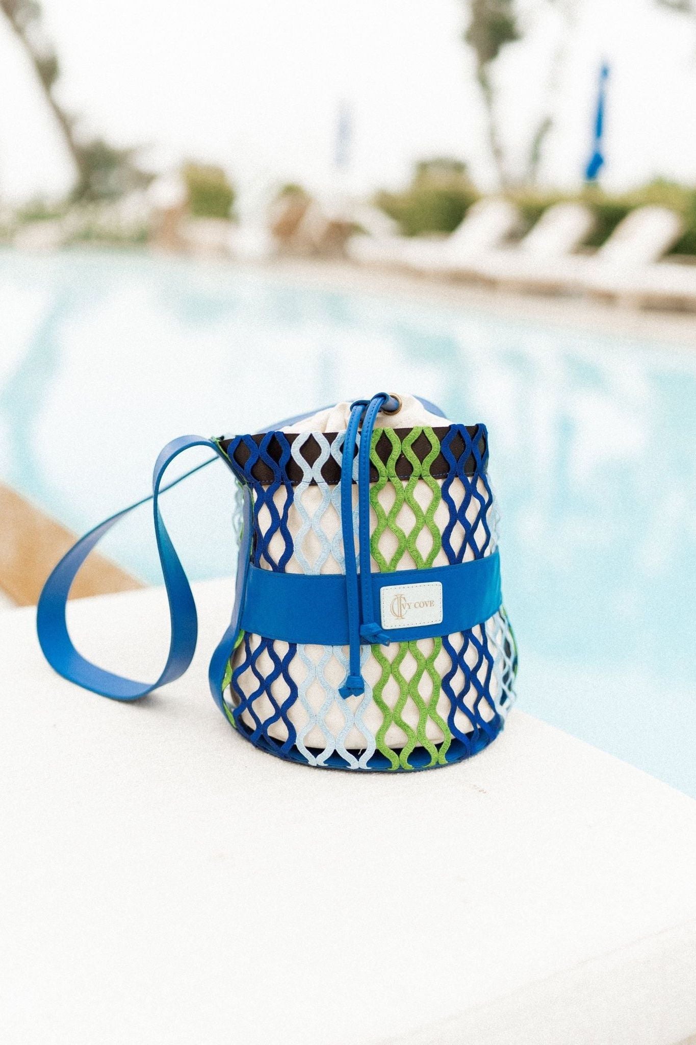 Seabed Bucket Bag - Ivy Cove Montecito