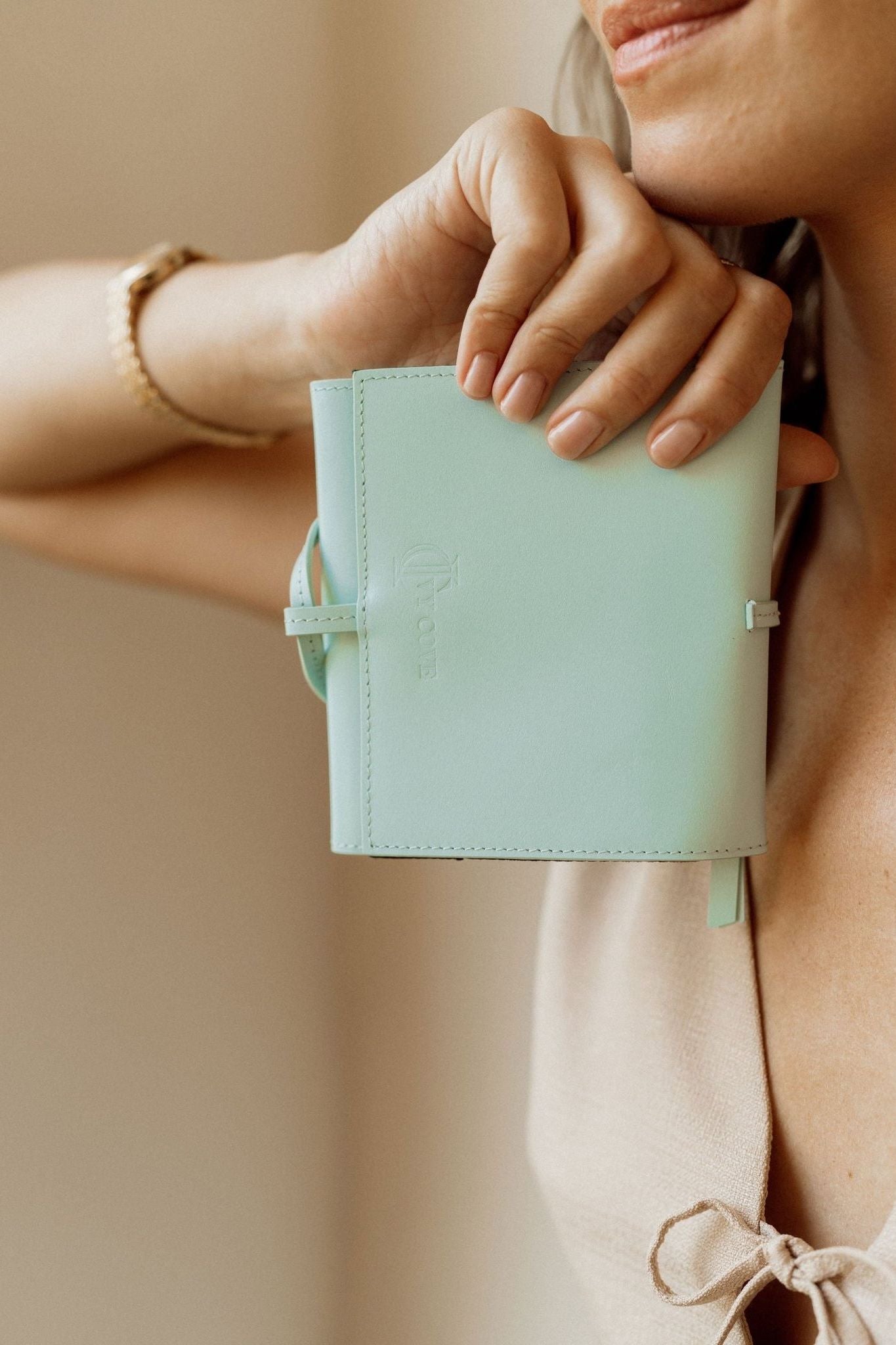 Topanga Cord Case - Ivy Cove Montecito