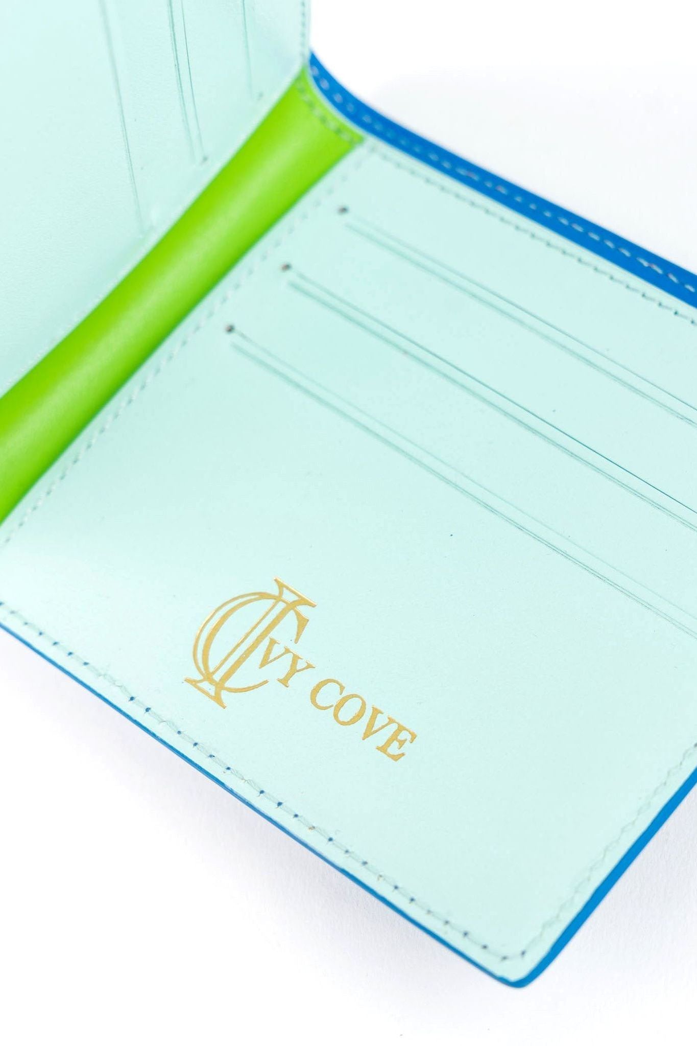 High Tide Billfold Wallet - Ivy Cove Montecito