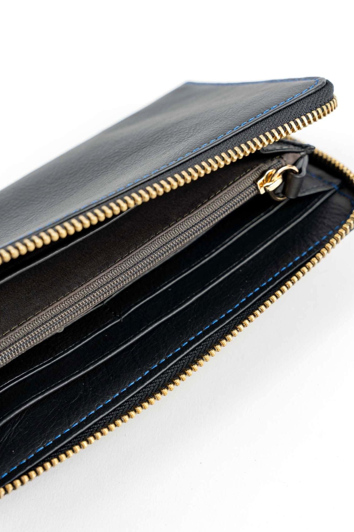 Midnight Zip Wallet - Ivy Cove Montecito